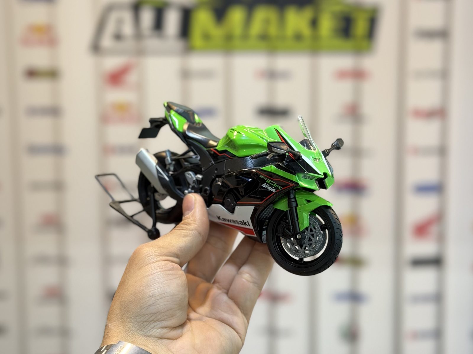 کاوازاکی Zx10r سبز