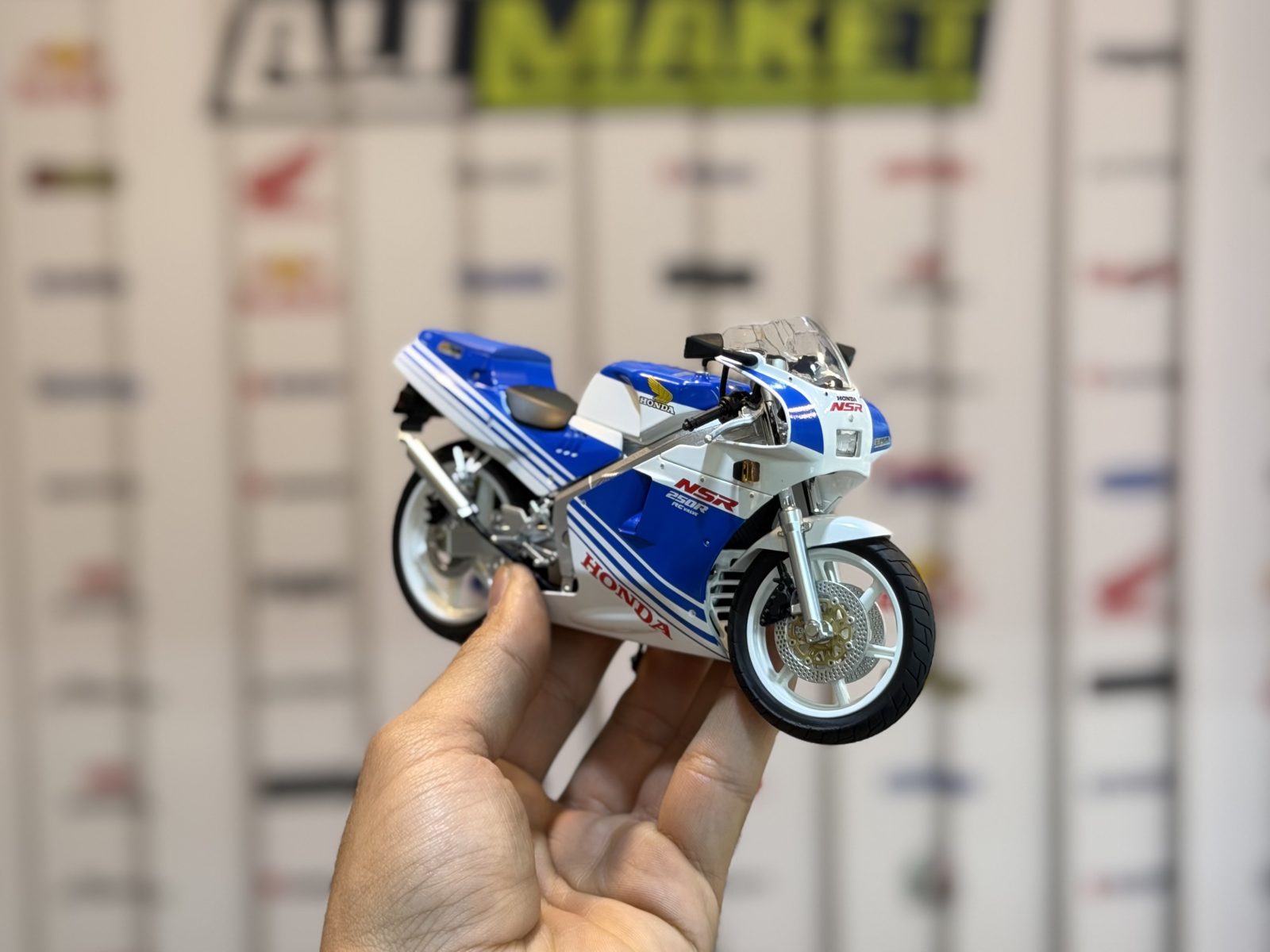 هوندا NSR250R آبی