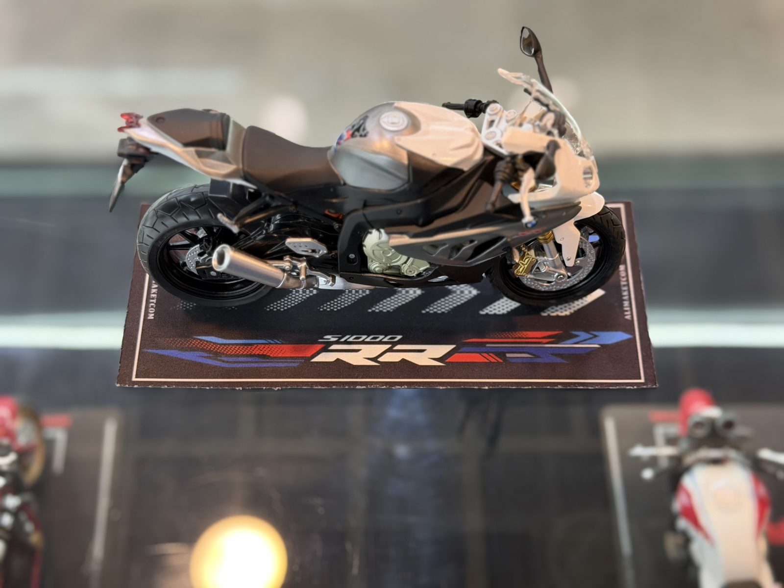 پد بی ام و S1000RR — تصویر 4