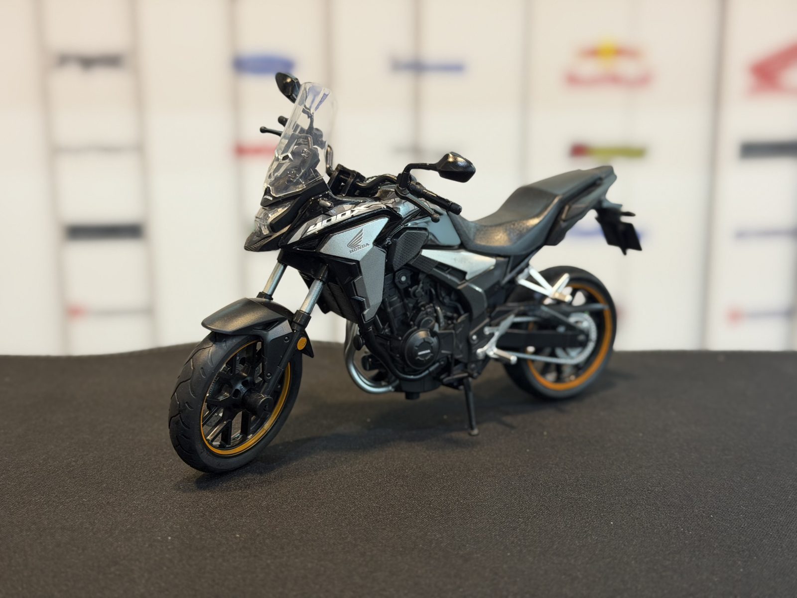 هوندا CB400X — تصویر 2