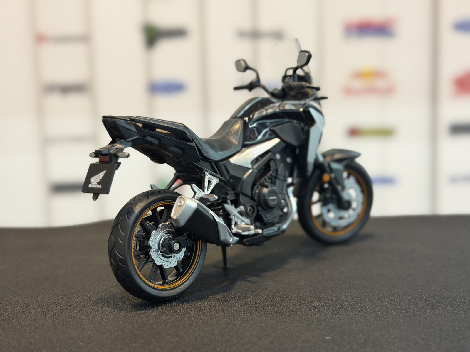 هوندا CB400X — تصویر 4