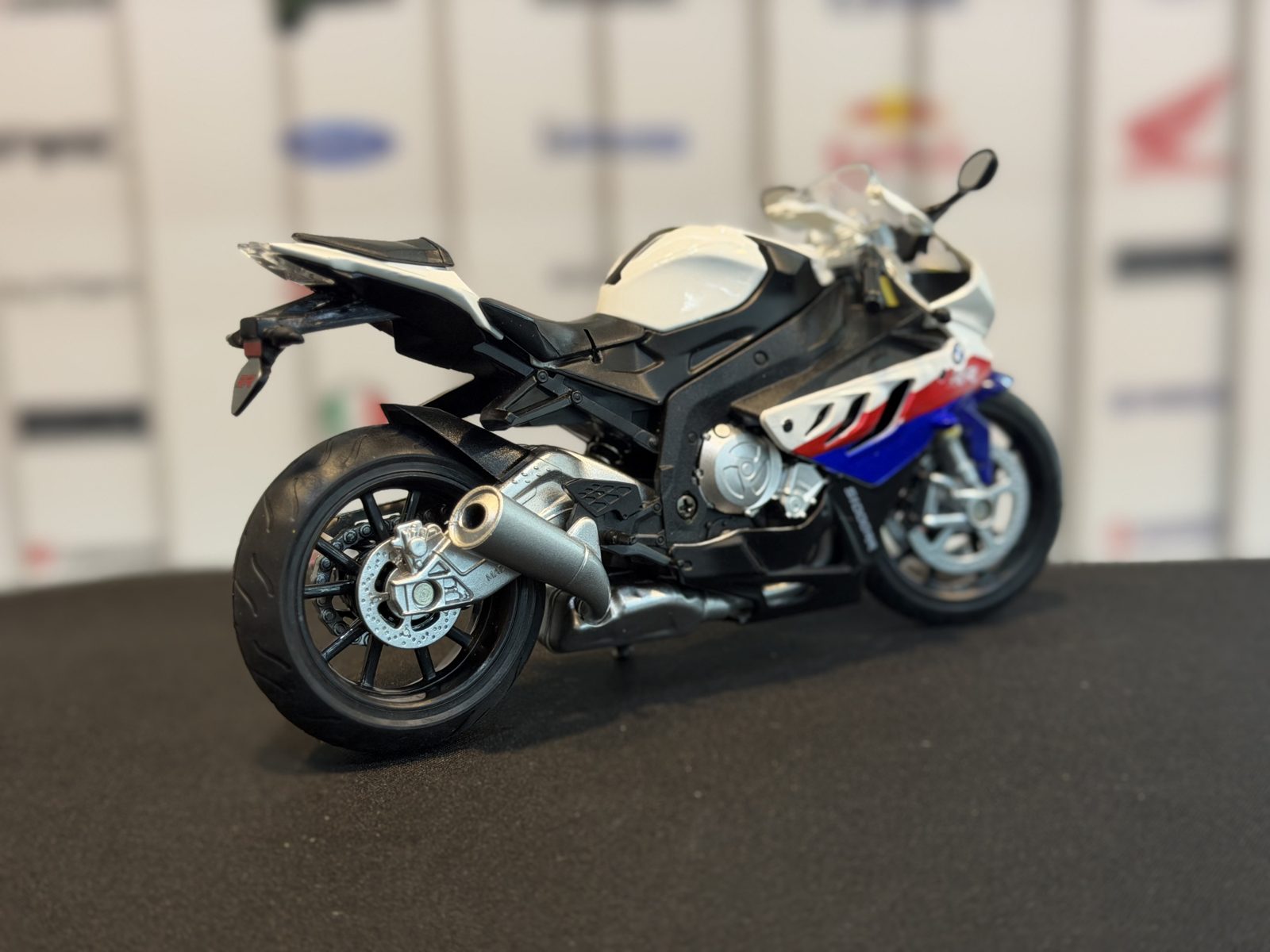 بی ام و S1000RR — تصویر 2