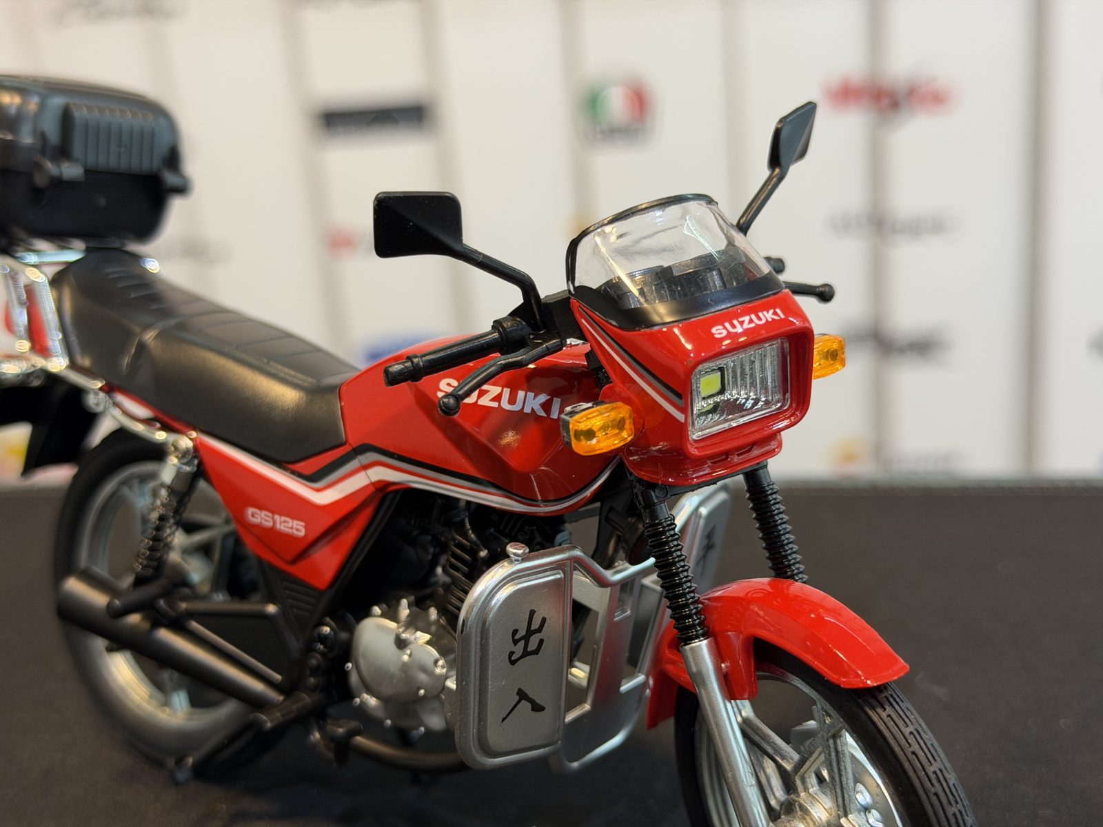 سوزوکی CG125 — تصویر 4