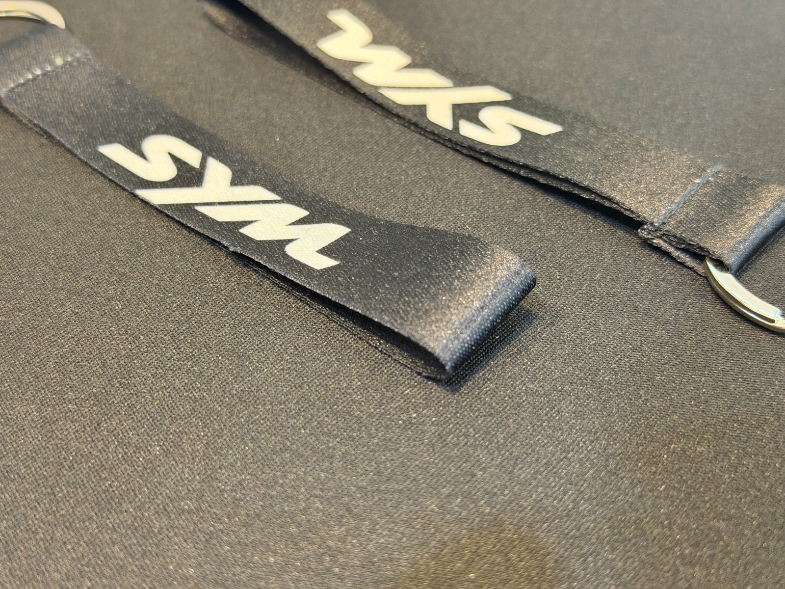 جاسوییچی SYM مشکی — تصویر 4
