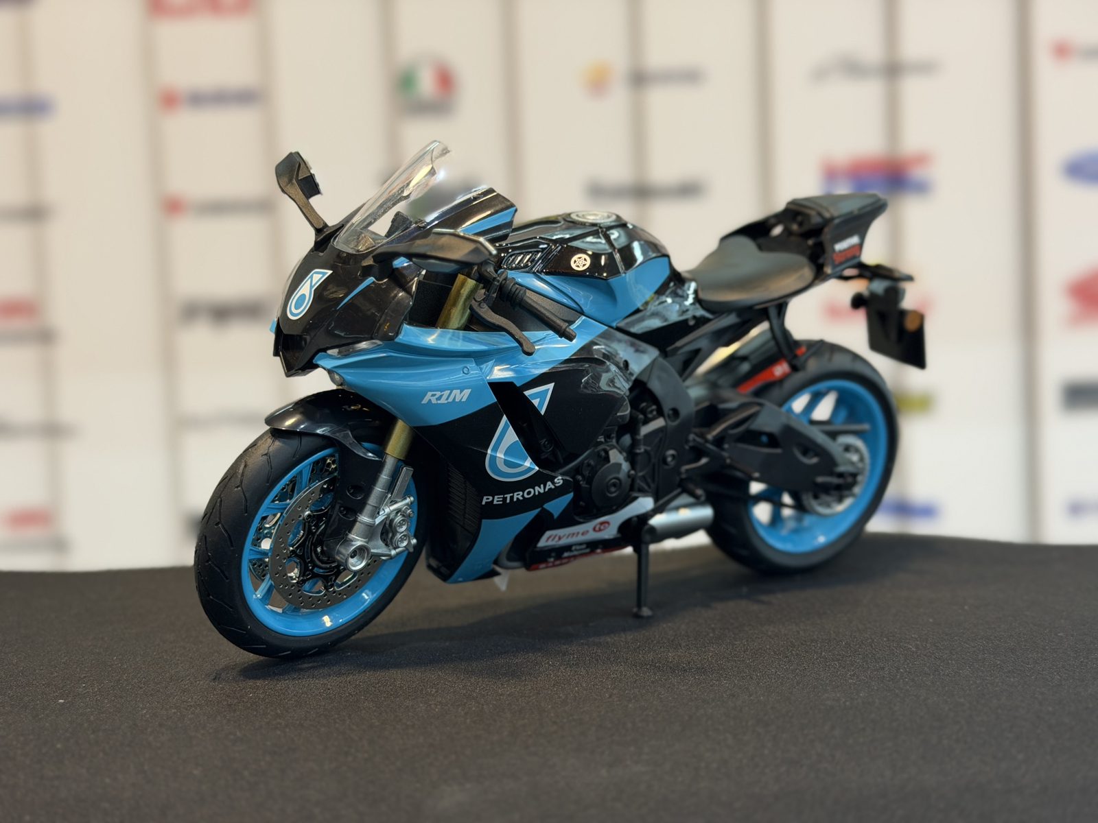یاماها R1 Petronas — تصویر 2