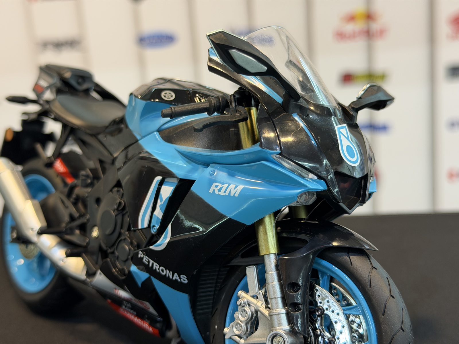 یاماها R1 Petronas — تصویر 4