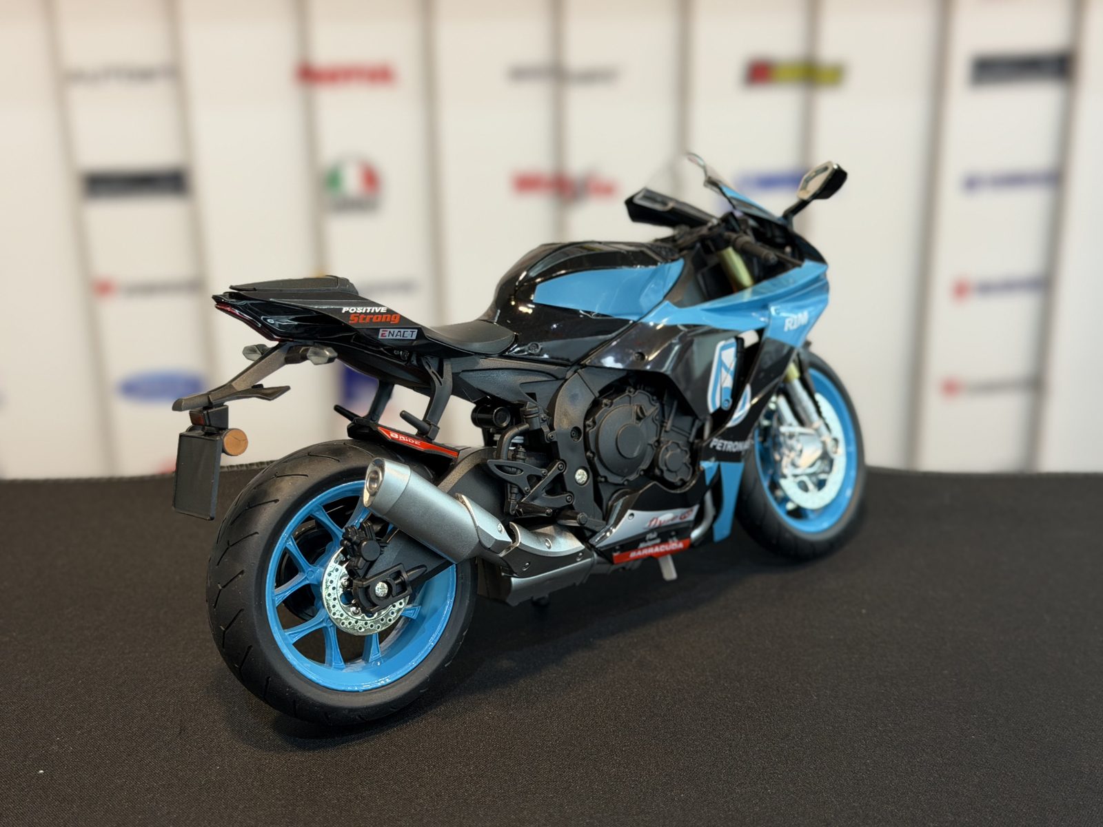 یاماها R1 Petronas — تصویر 3