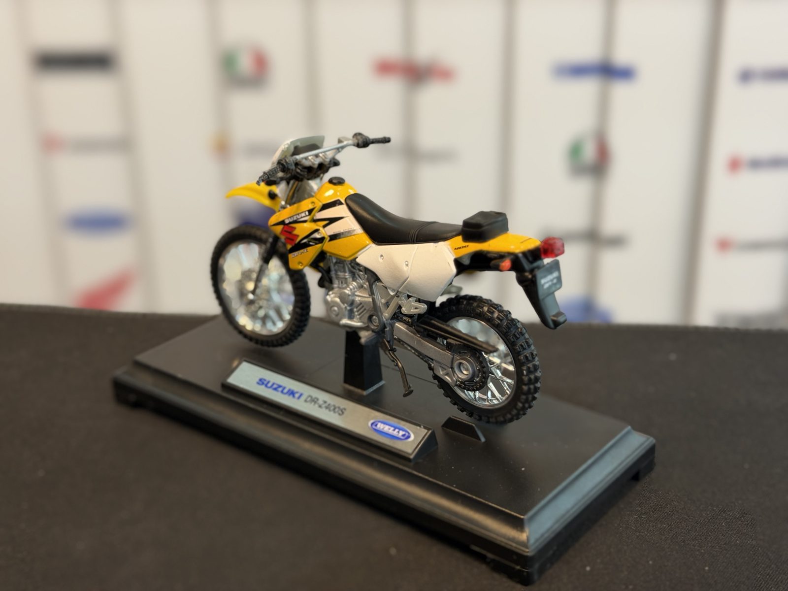 سوزوکی DRZ400 — تصویر 5