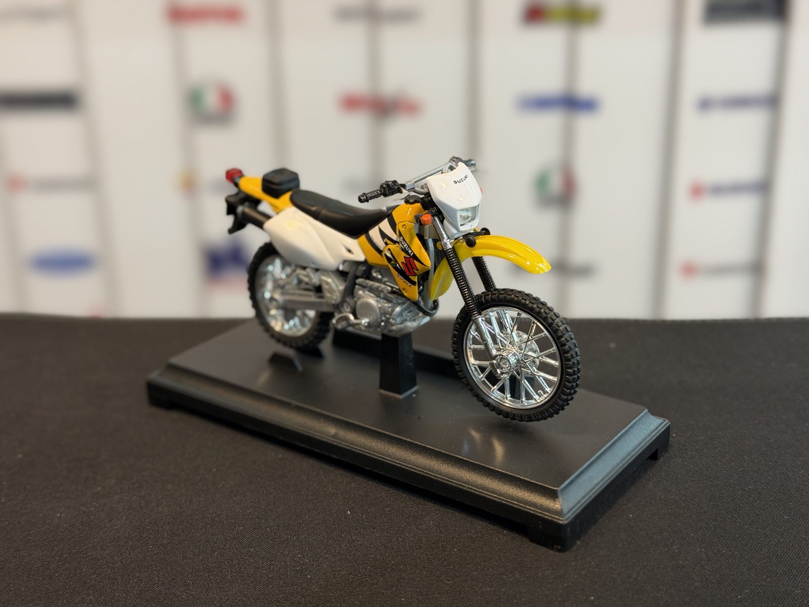 سوزوکی DRZ400 — تصویر 2