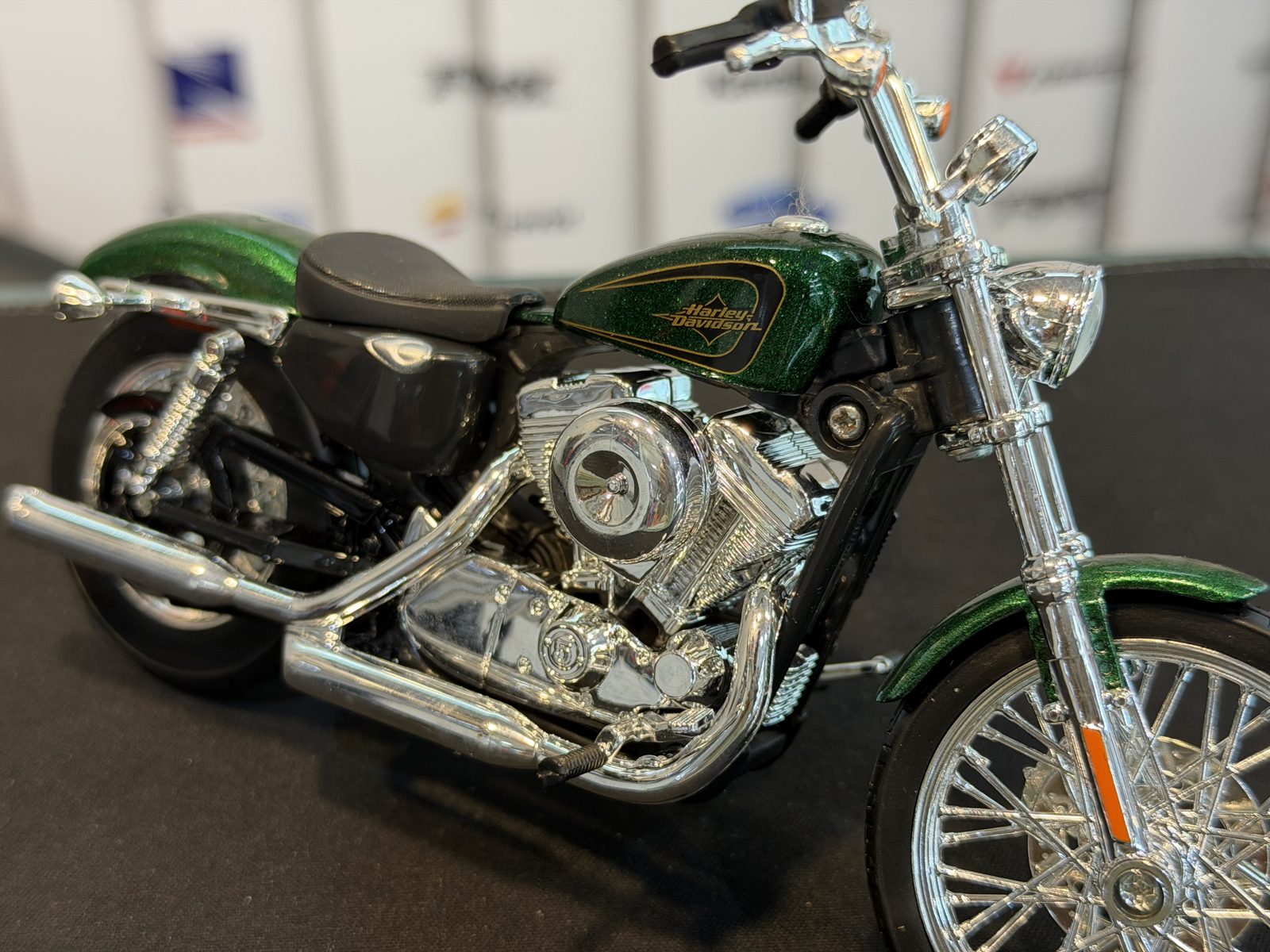 هارلی دیویدسون XL1200V 2013 — تصویر 2