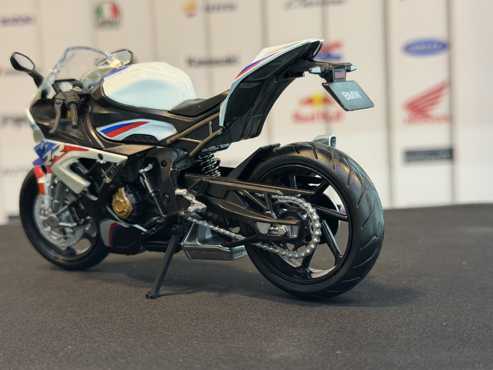  ماکت موتور بی ام و S1000RR 2020 — تصویر 6