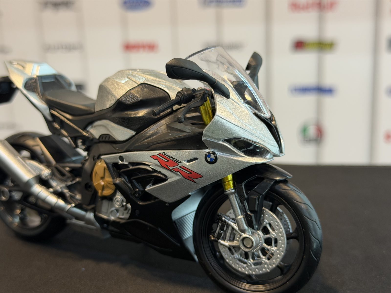  ماکت موتور بی ام و S1000RR 2020 — تصویر 10
