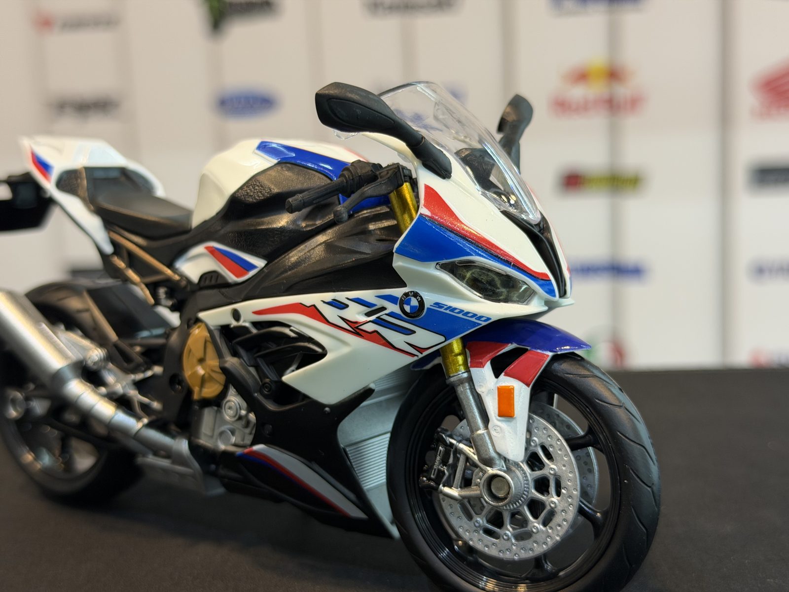  ماکت موتور بی ام و S1000RR 2020 — تصویر 4