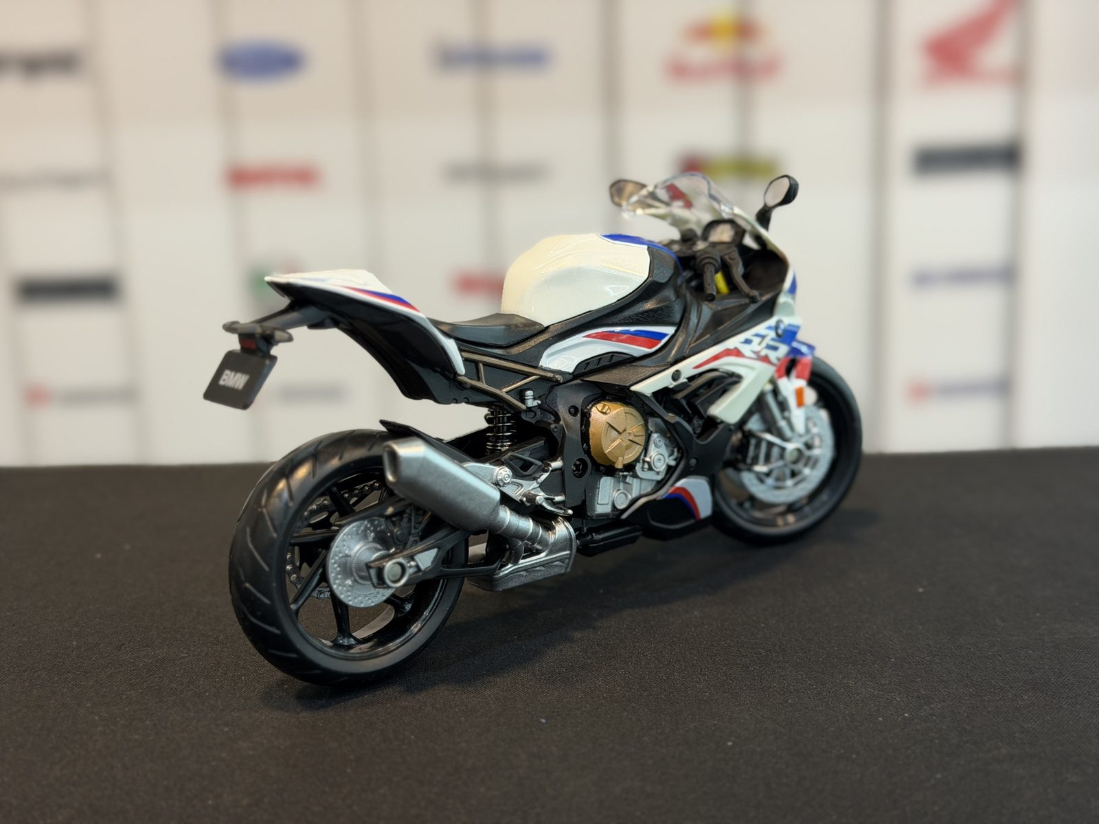 ماکت موتور بی ام و S1000RR 2020 — تصویر 3
