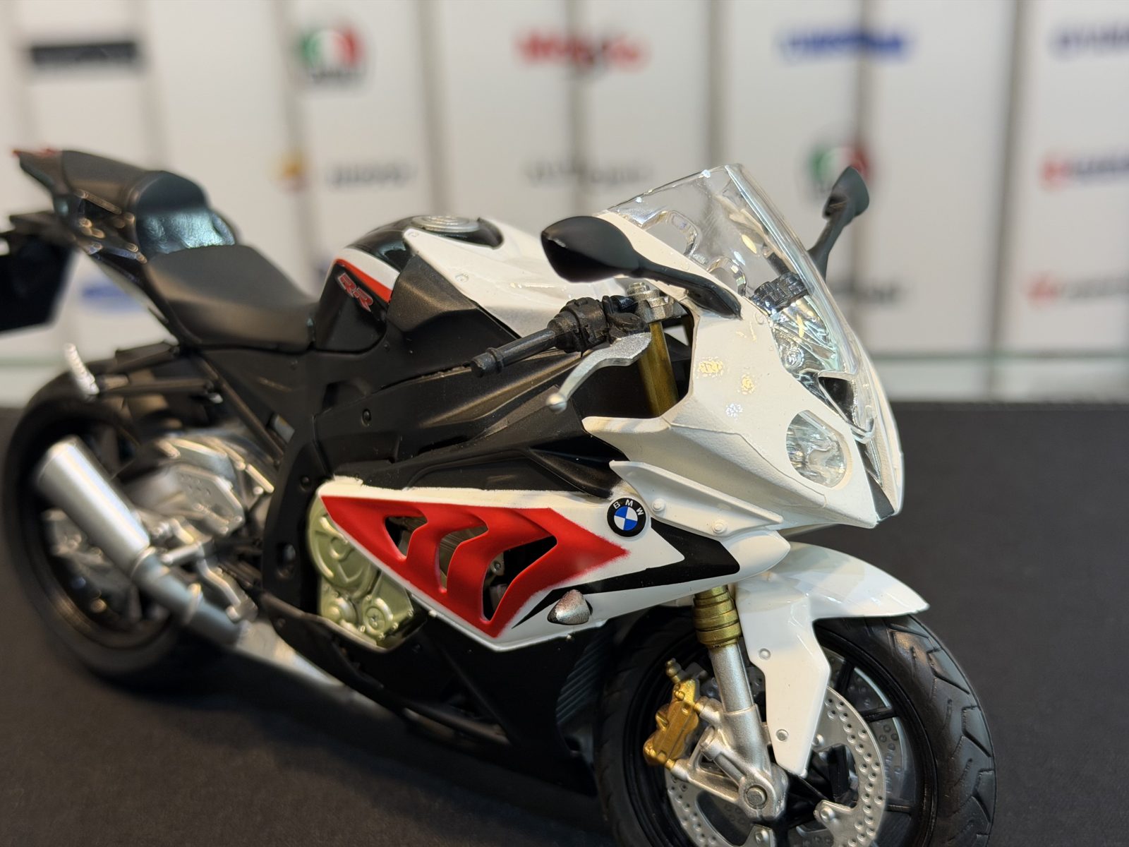 بی ام و S1000RR — تصویر 3