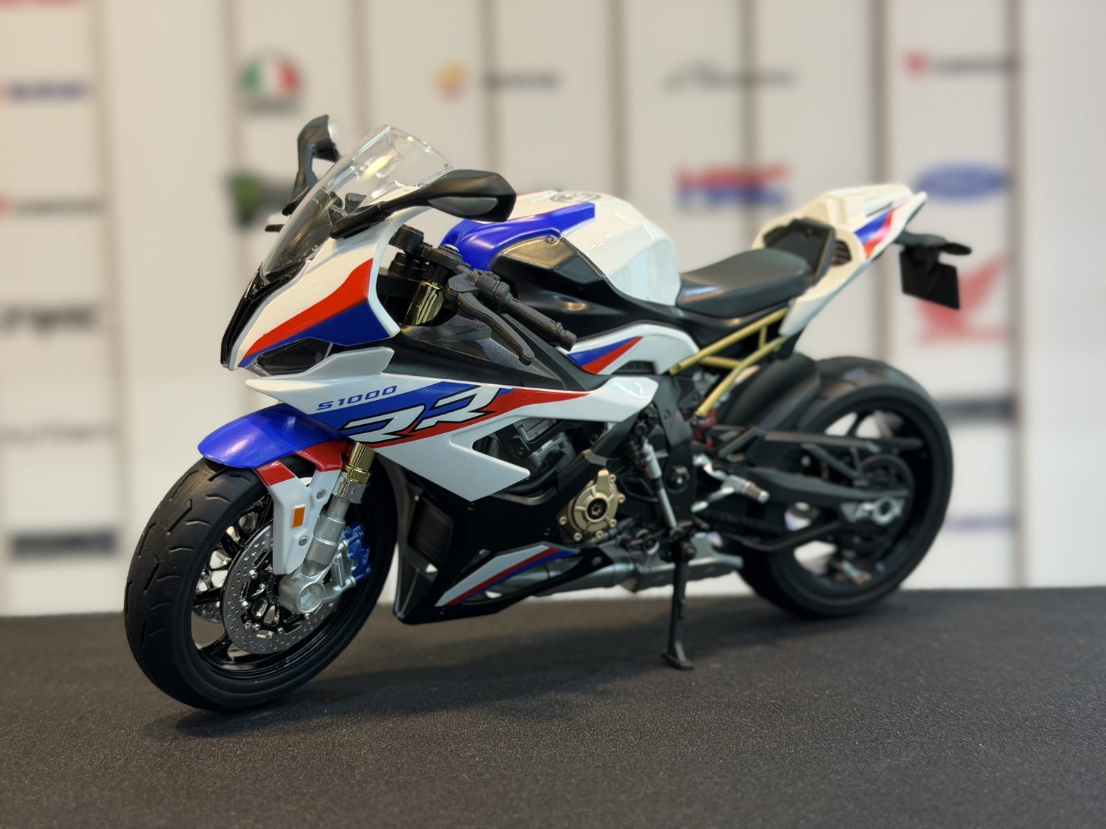 بی ام و S1000RR — تصویر 2