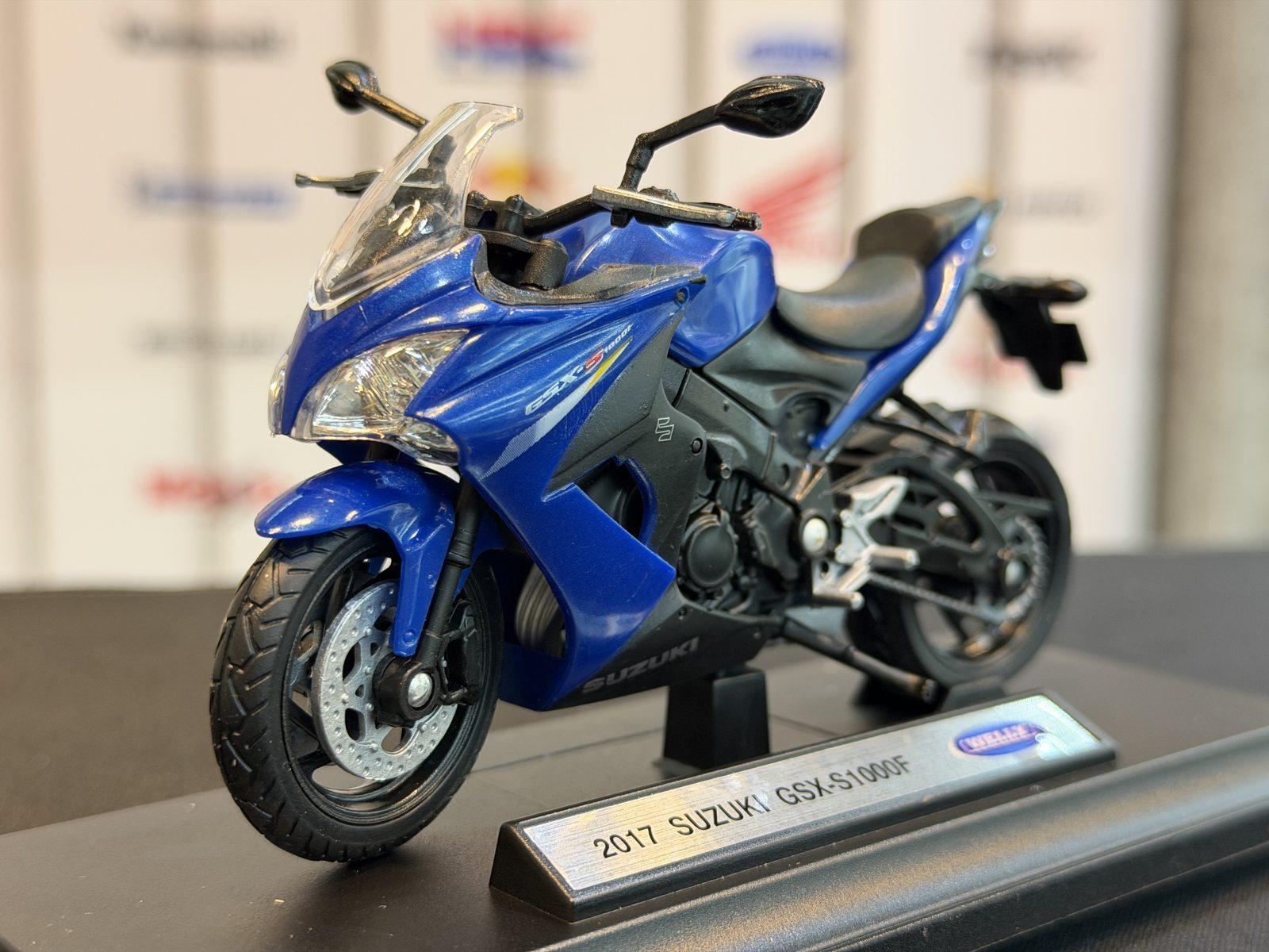 سوزوکی GSXS1000F — تصویر 5