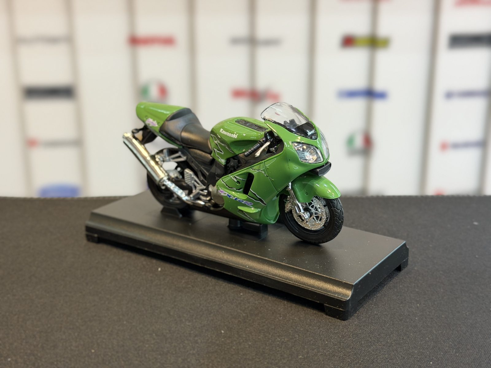 کاوازاکی ZX12R — تصویر 2
